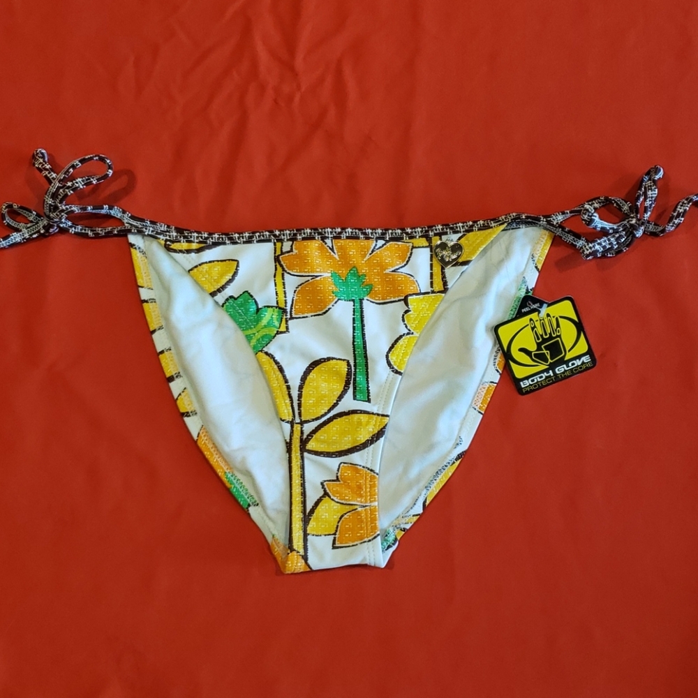 Body Glove Bikini bottom New Size Lg